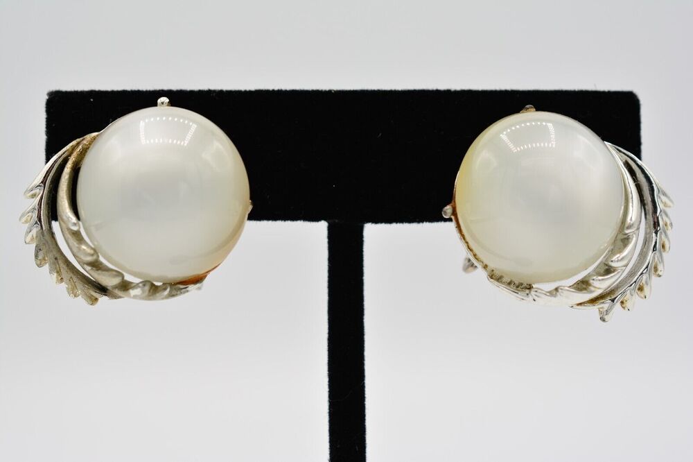 Coro Vintage Clip On Earrings Leaf Lucite Moon Cabochon Silver Tone Signed BinAG